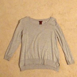 Gray 3/4 sleeve top